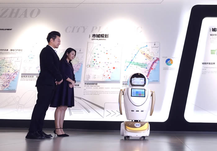 新一代迎宾讲解机器人